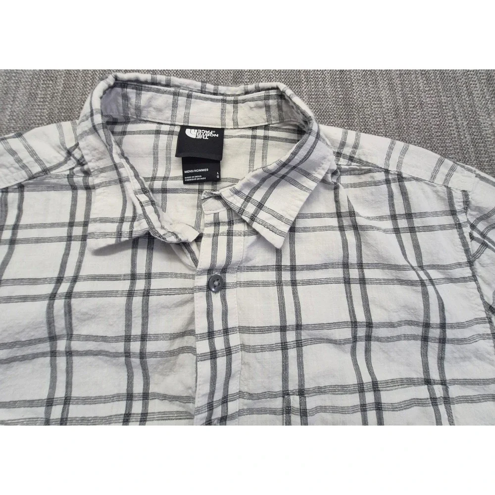 The North Face men's plaid short sleeve button up shirt LG 100% cotton outdoors